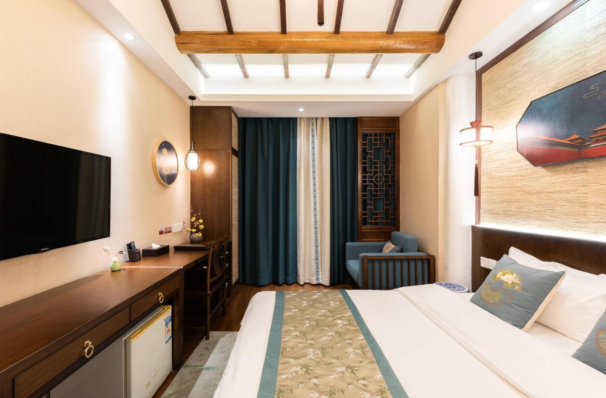 Chinese Culture Boutique Hotel-Tangfu,Traditional Chinese Theme,Heart Of Beijing,Near Forbidden City,Tiananmen Square,Hutongs,Metro Access,Free Coffee,Tea,Laundry Номер фото